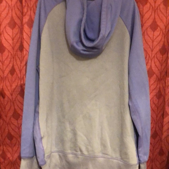 Nike - Picture 3 of 4